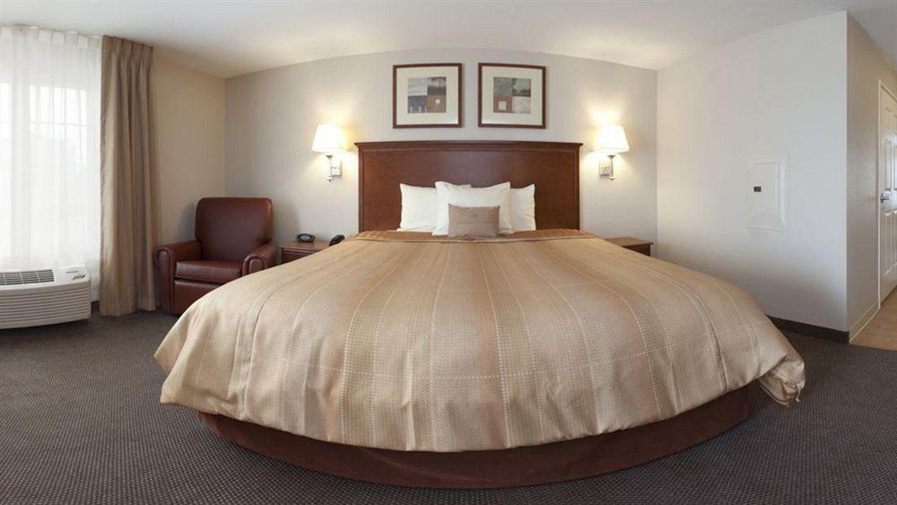 Candlewood Suites Champaign-Urbana University Area By Ihg Exterior photo
